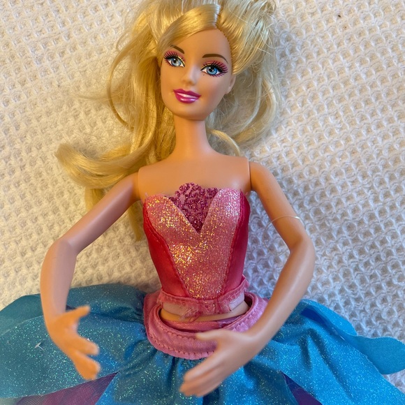 Barbie in the pink shoes transforming ballerina Kristyn doll - Picture 3 of 8